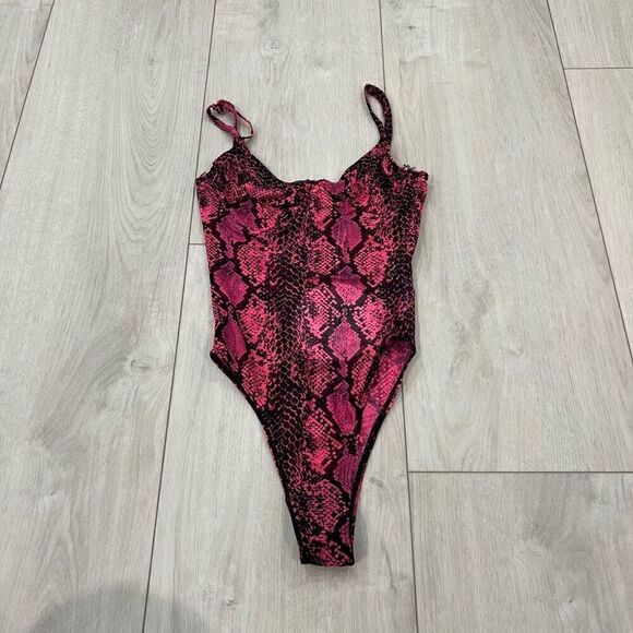Princess Polly Lovers Lock Bodysuit size 0 - Picture 1 of 6